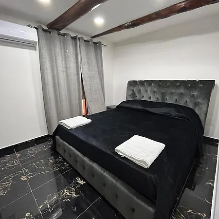Giovanni Luxury Suites Διαμέρισμα