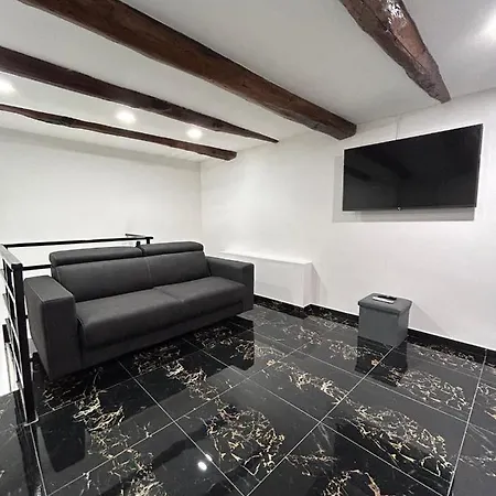 Giovanni Luxury Suites Apartment Naples