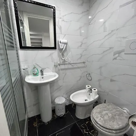 Apartment Giovanni Luxury Suites